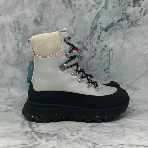 Fitflop Hyker Black and White Winter Boots - Picture 3 of 9